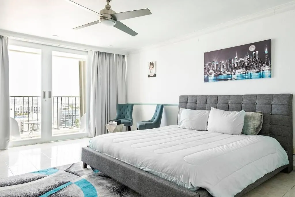Gorgeous Ocean View Condo W/Beach Access & Parking San Juan 0*,  Porto Rico